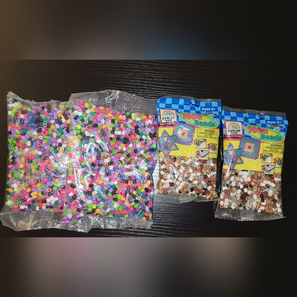 4 Bags Perler Beads  assorted colors crafting - Picture 3 of 11